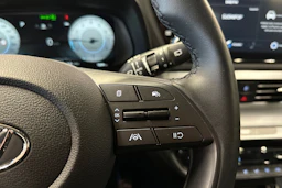 harmaa Hyundai Bayon 2024 kuva 23.