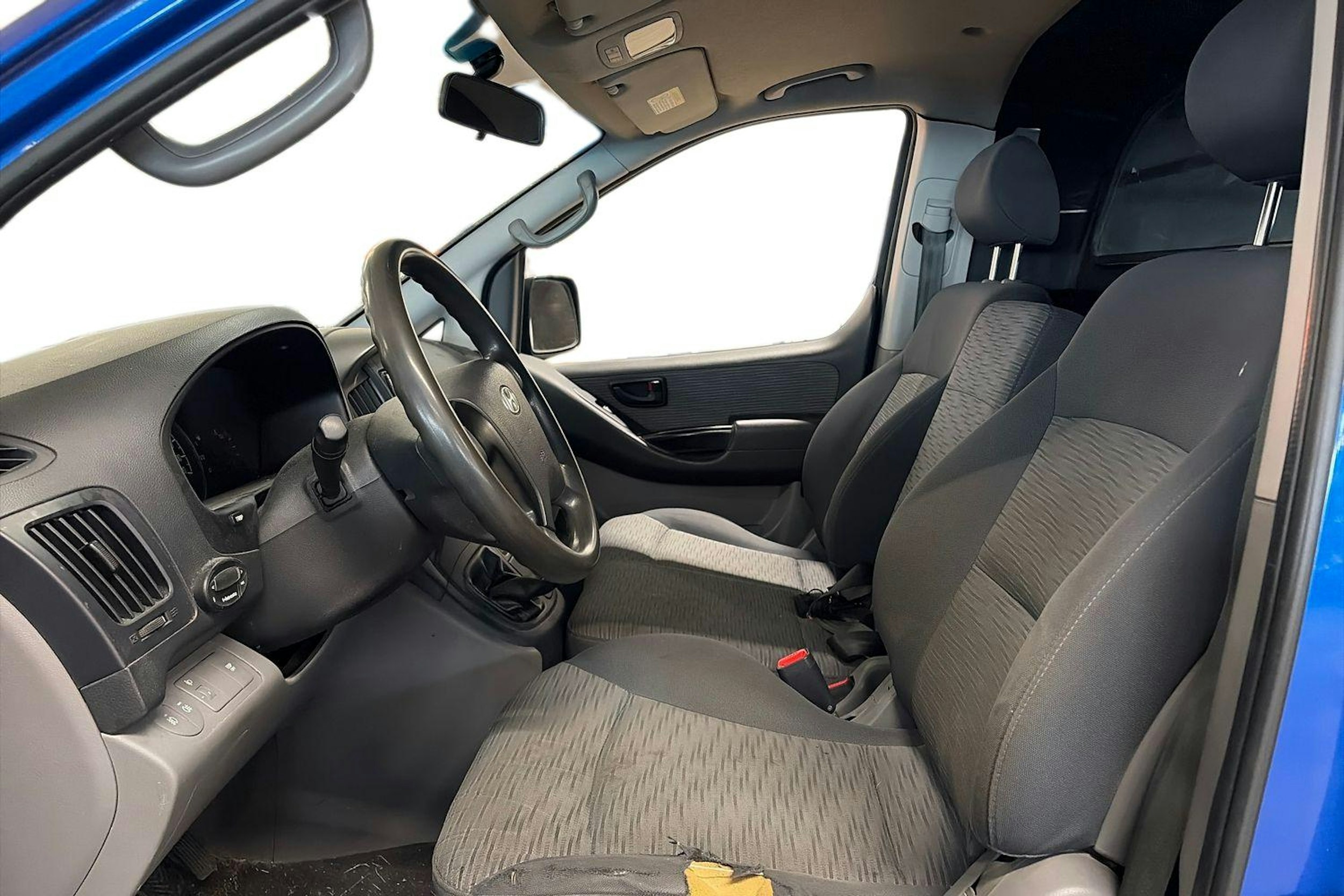 sininen Hyundai H-1 2010 kuva 3.