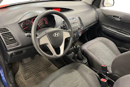 sininen Hyundai i20 2009 kuva 8.