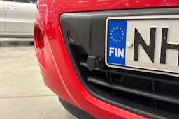 Punainen Hyundai i20 2009 kuva 18.