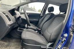 sininen Hyundai i20 2011 kuva 3.