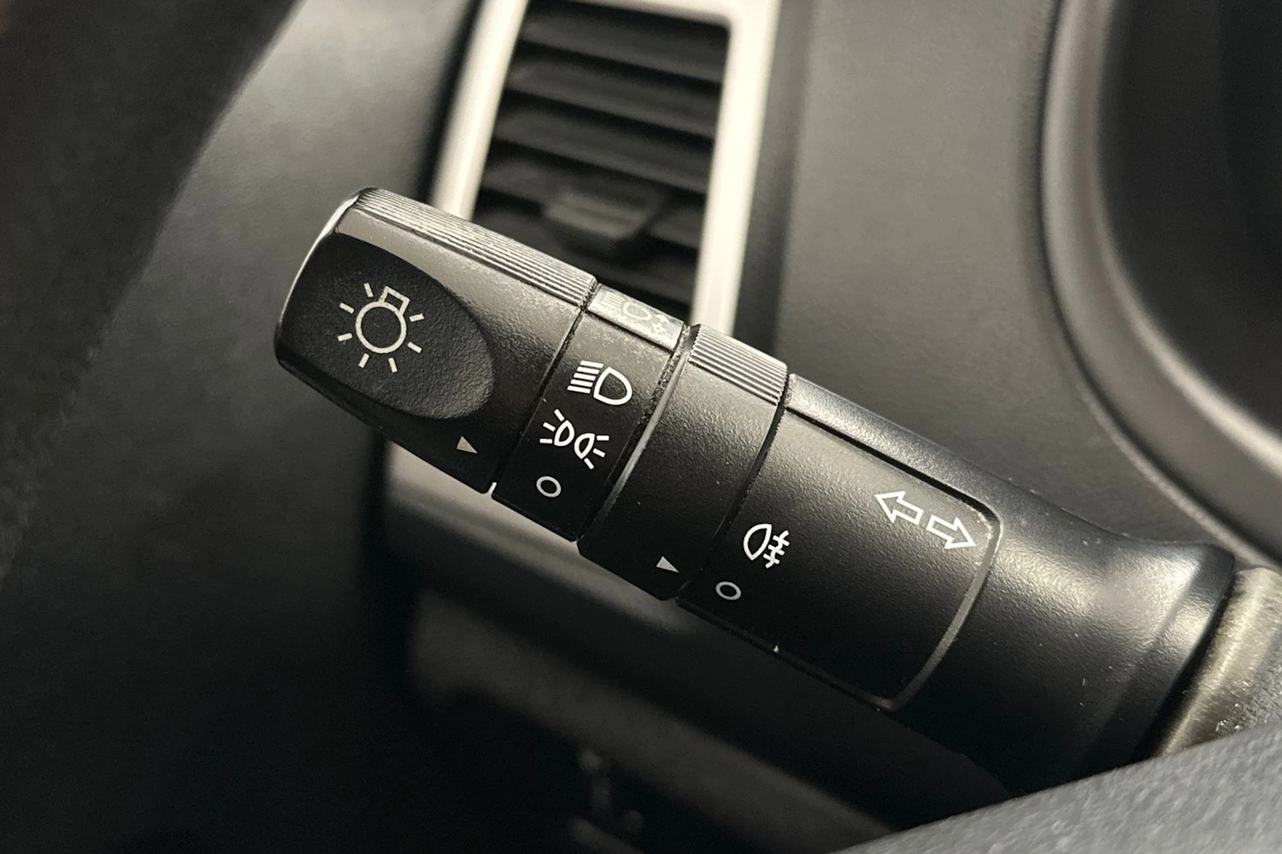 Punainen Hyundai i20 2012 kuva 12.
