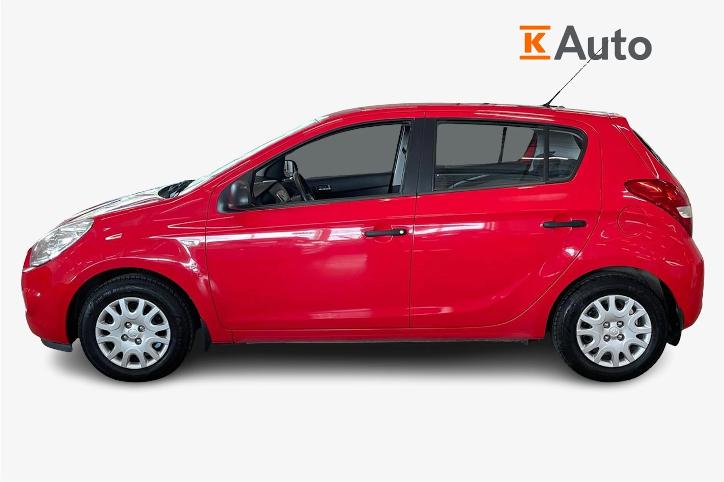 punainen Hyundai i20 2012 kuva 5.