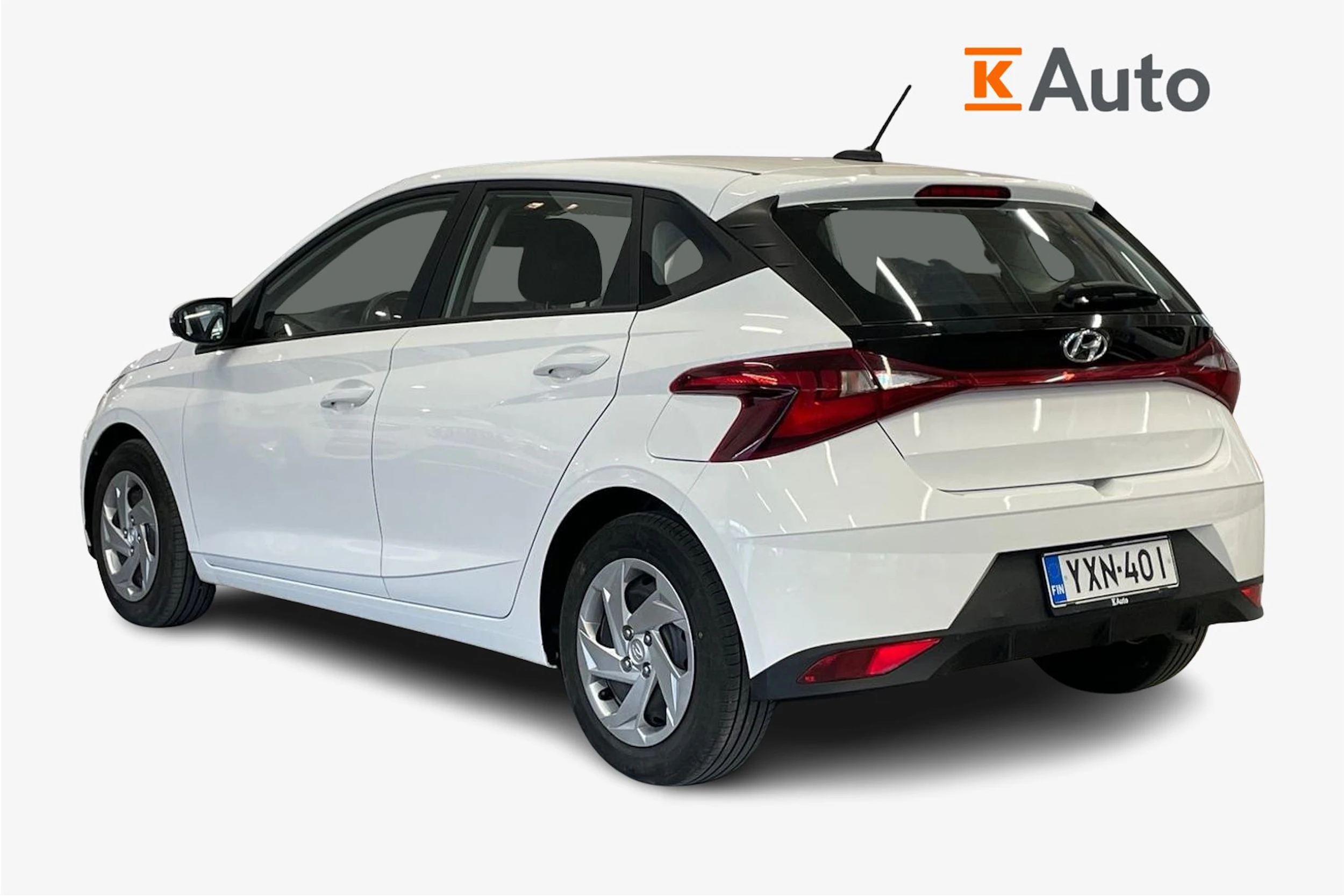 Valkoinen Hyundai i20 2022 kuva 3.