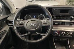 Valkoinen Hyundai i20 2022 kuva 15.