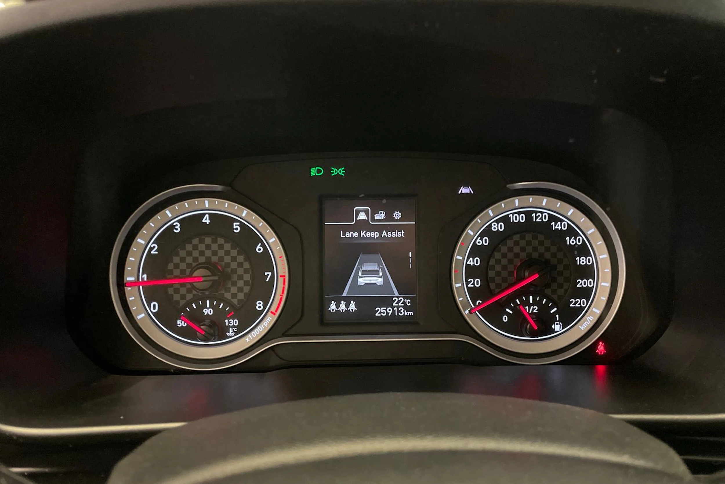 Valkoinen Hyundai i20 2022 kuva 22.