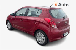 Punainen Hyundai i20 5d 2014 kuva 2.