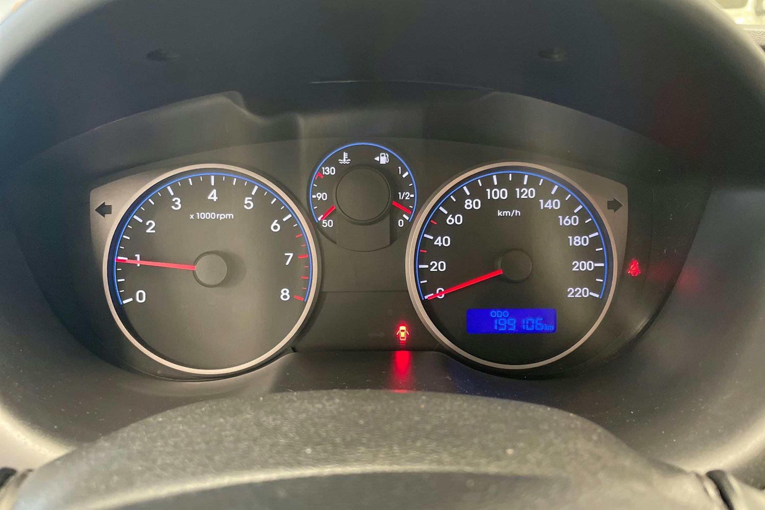 harmaa Hyundai i20 5d 2014 kuva 14.