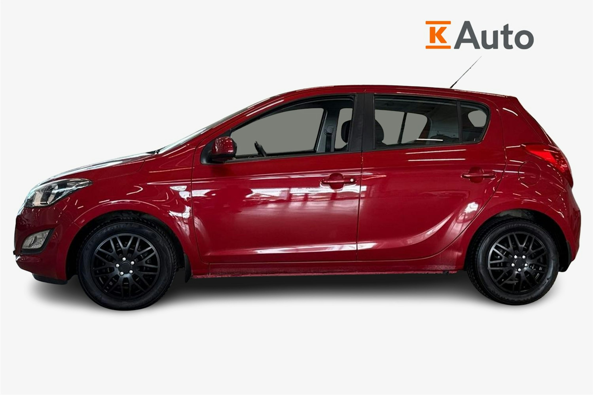punainen Hyundai i20 5d 2014 kuva 5.