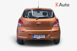 oranssi Hyundai i20 5d 2014 kuva 3.