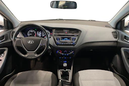 valkoinen Hyundai i20 5d 2016 kuva 9.