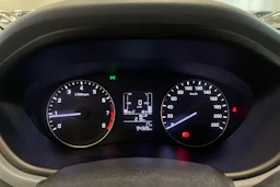 valkoinen Hyundai i20 5d 2016 kuva 18.