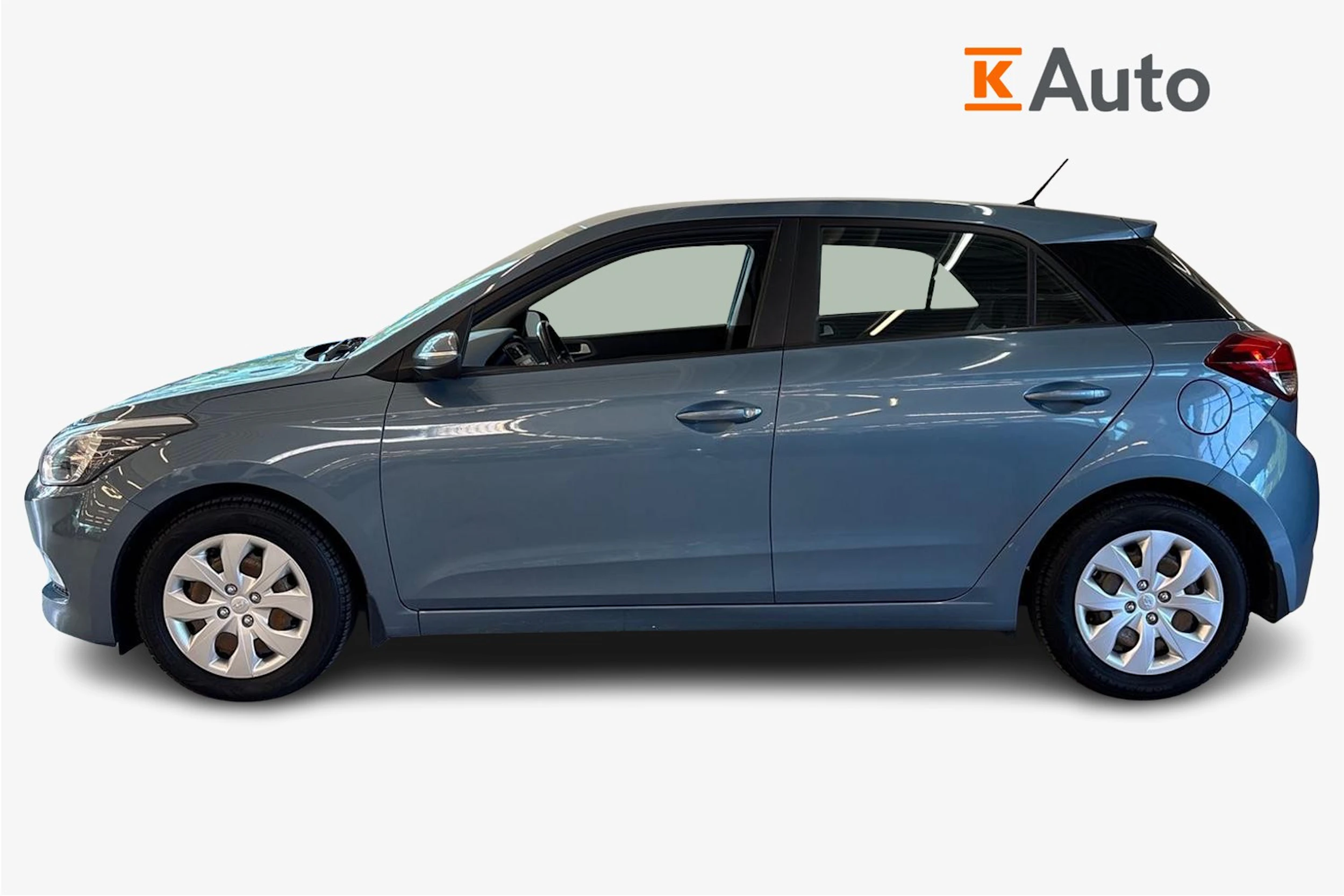 sininen Hyundai i20 5d 2015 kuva 5.