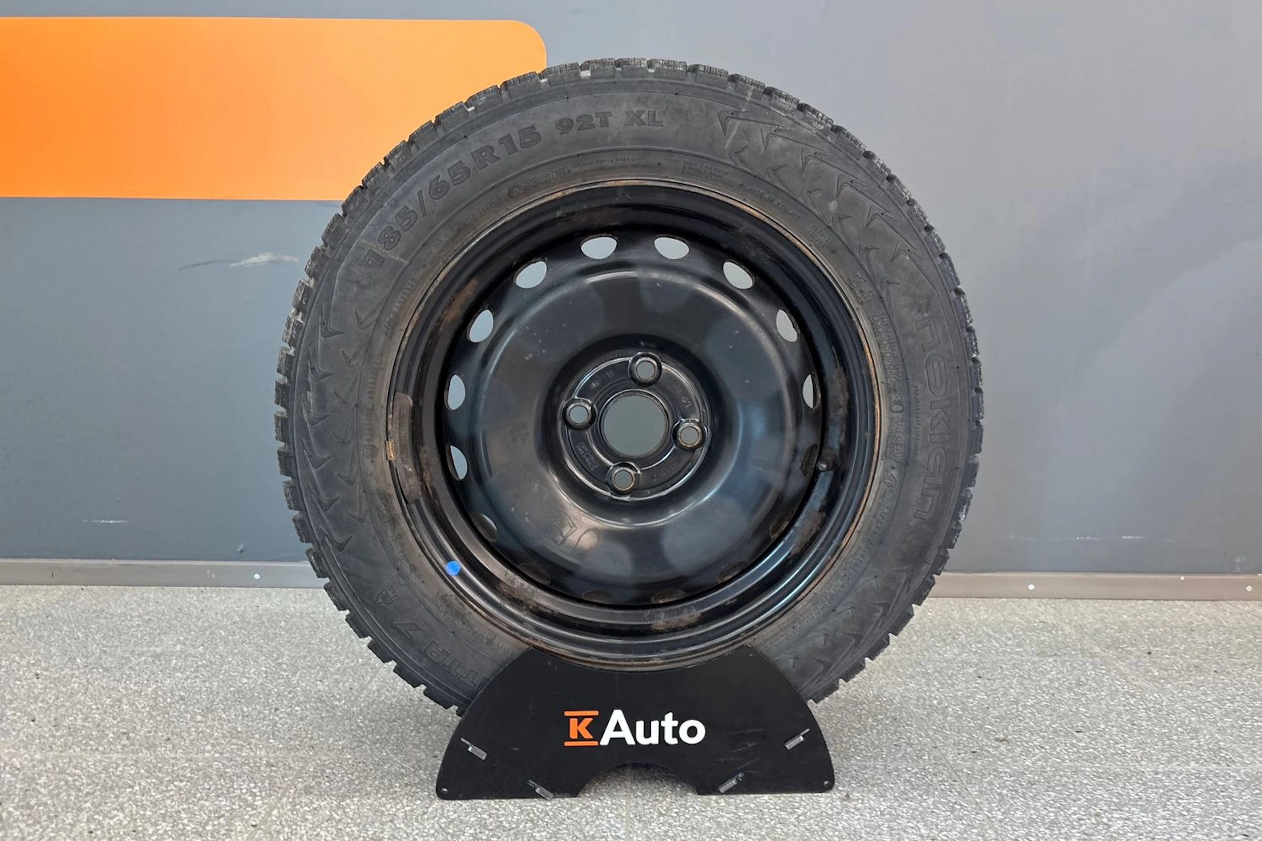 sininen Hyundai i20 5d 2015 kuva 11.