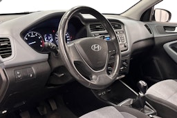 valkoinen Hyundai i20 5d 2015 kuva 7.