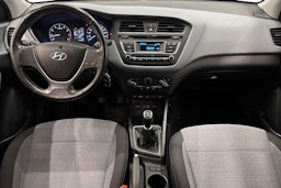 valkoinen Hyundai i20 5d 2015 kuva 9.