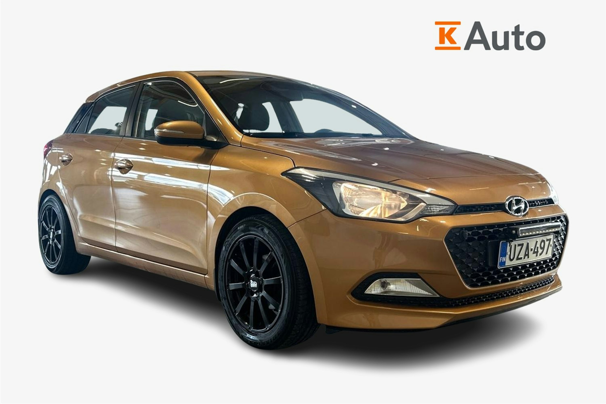 Oranssi Hyundai i20 5d 2015 kuva 1.
