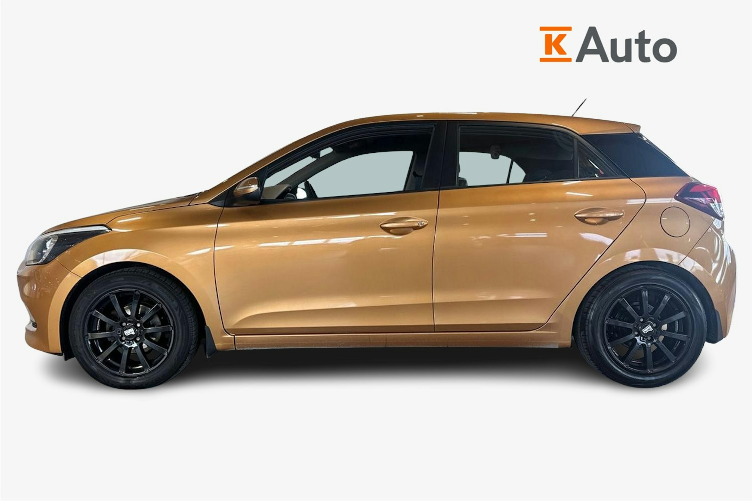 Oranssi Hyundai i20 5d 2015 kuva 6.