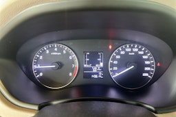 Oranssi Hyundai i20 5d 2015 kuva 14.