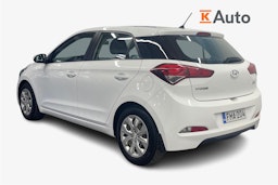 valkoinen Hyundai i20 5d 2016 kuva 2.