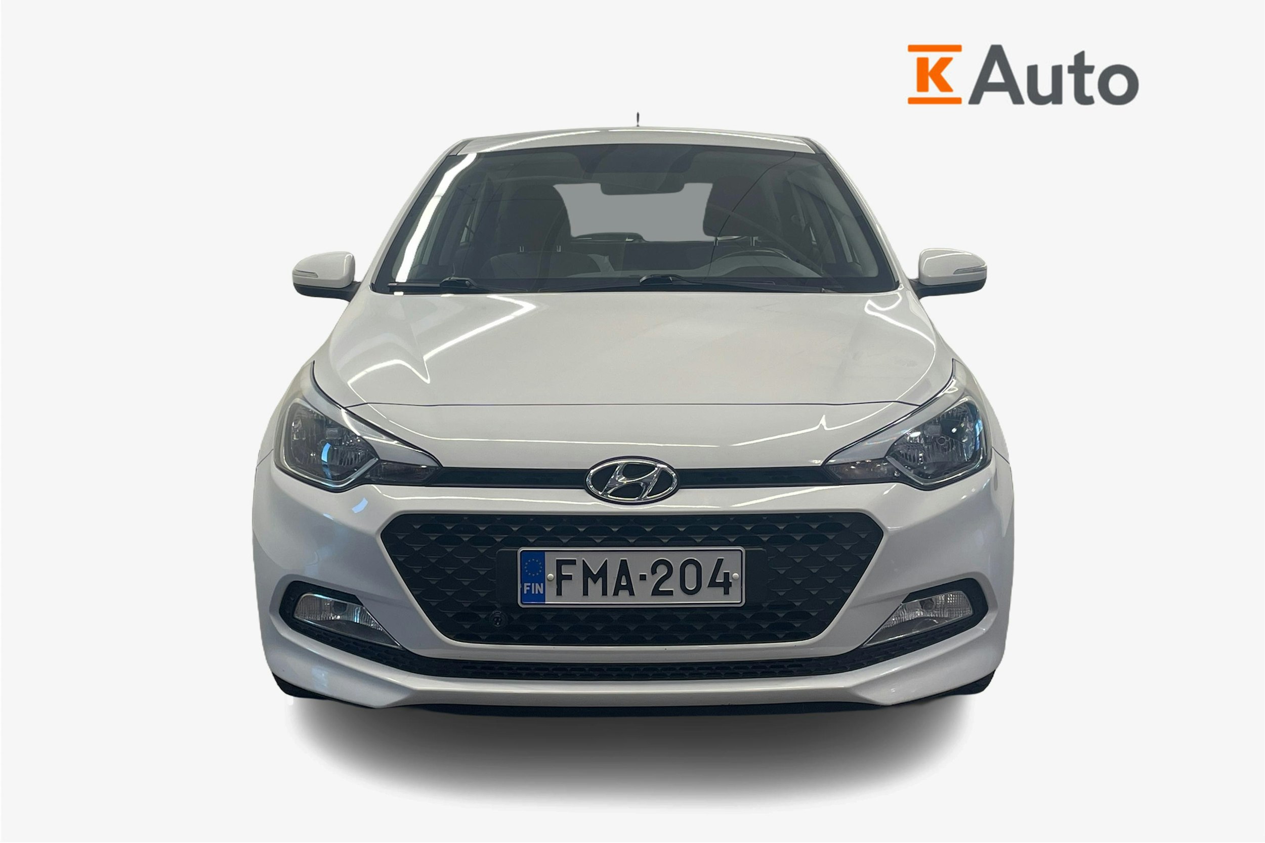 valkoinen Hyundai i20 5d 2016 kuva 5.