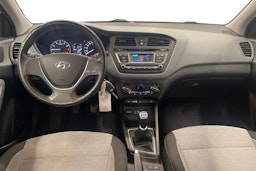 valkoinen Hyundai i20 5d 2016 kuva 9.
