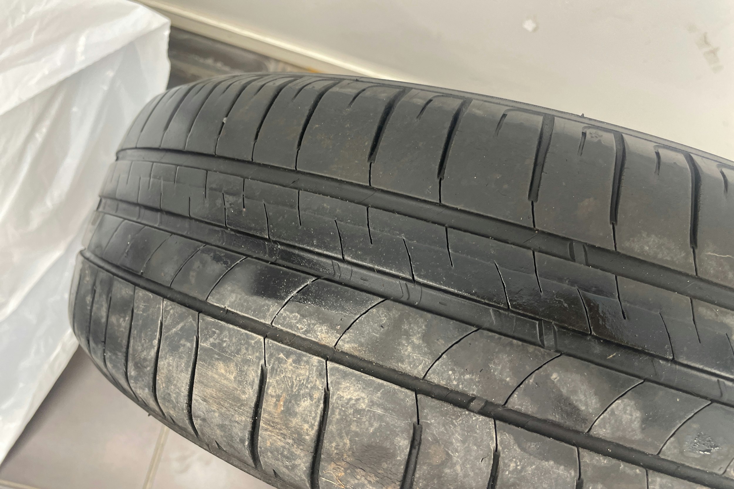 valkoinen Hyundai i20 5d 2016 kuva 14.