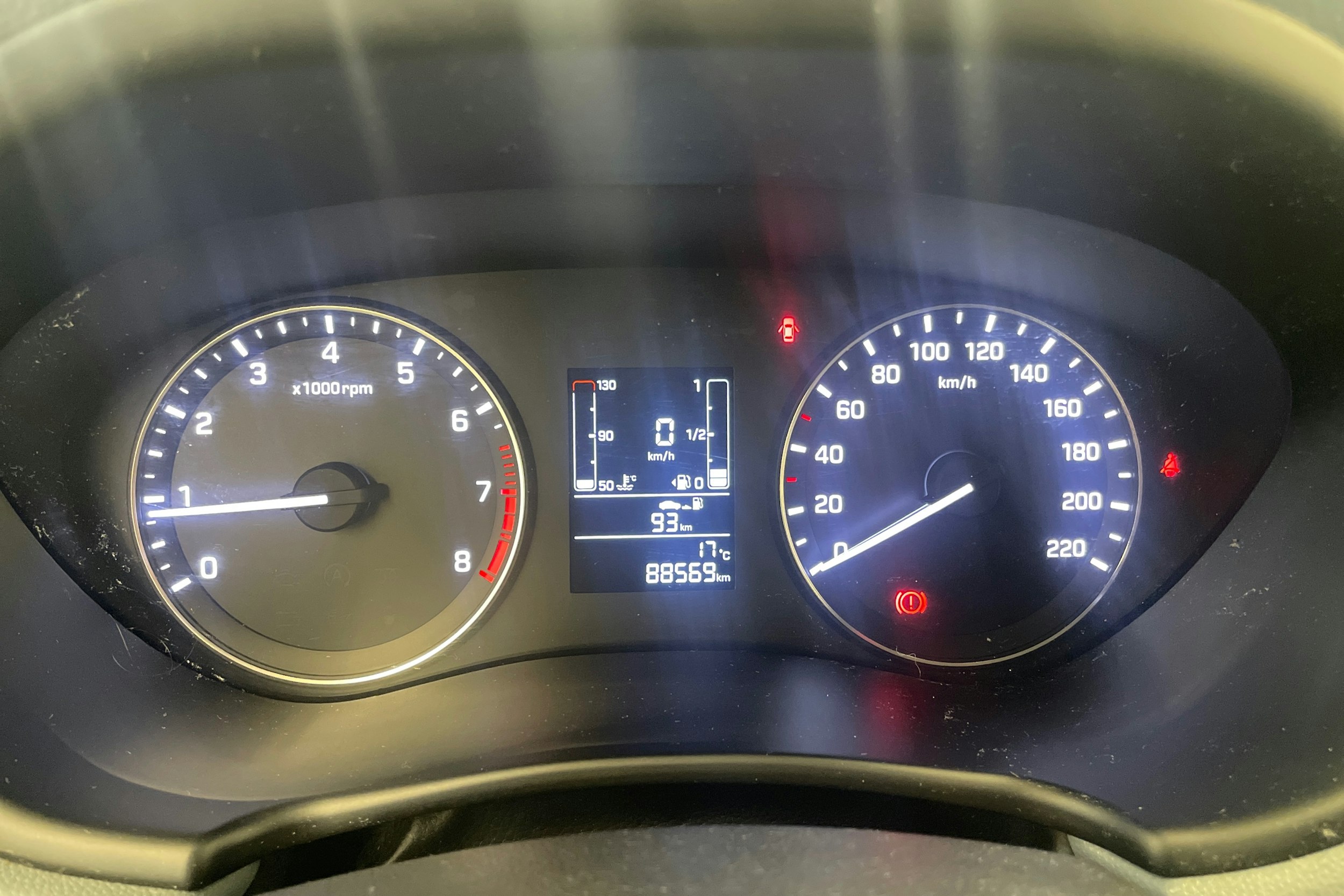 valkoinen Hyundai i20 5d 2016 kuva 20.