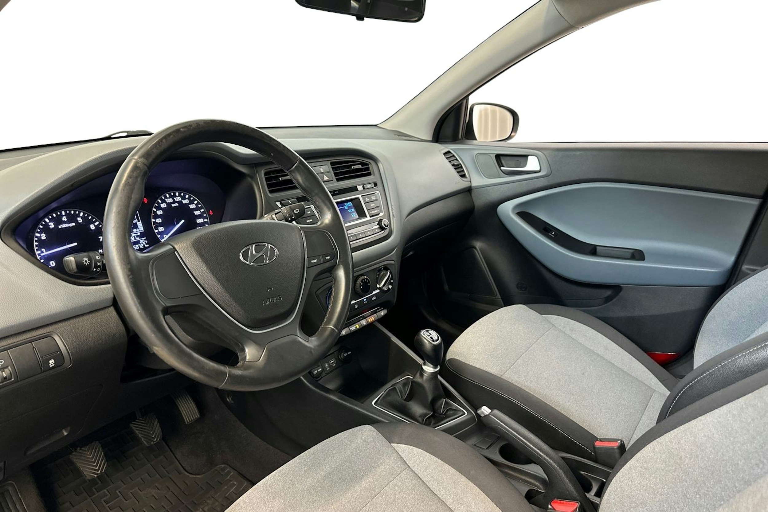 hopea Hyundai i20 5d 2016 kuva 7.