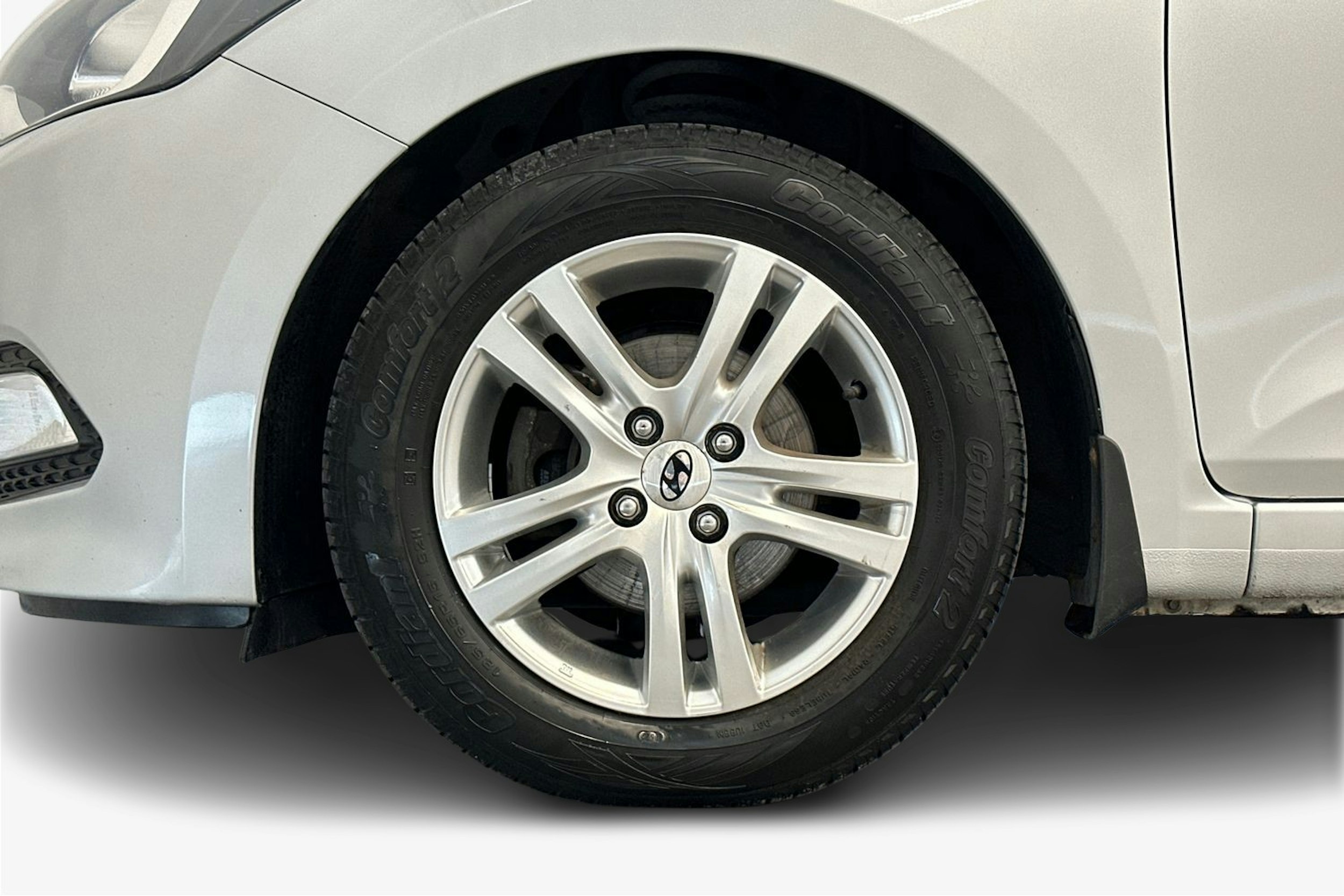 hopea Hyundai i20 5d 2016 kuva 11.