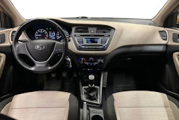 oranssi Hyundai i20 5d 2016 kuva 9.