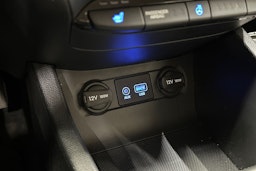 oranssi Hyundai i20 5d 2016 kuva 17.