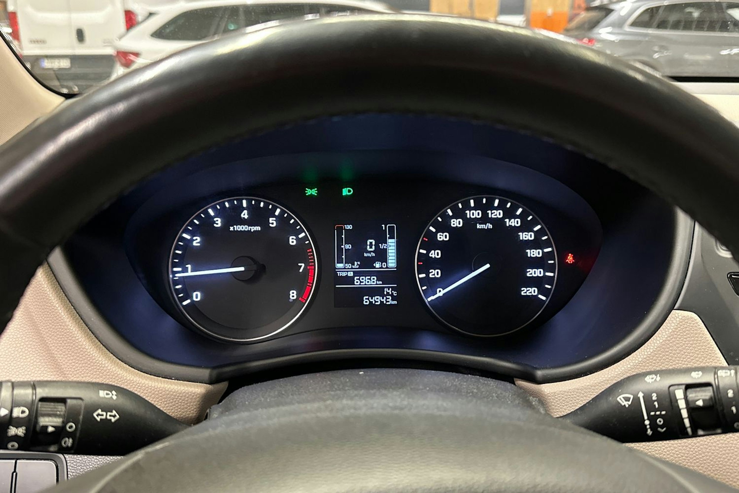 oranssi Hyundai i20 5d 2016 kuva 19.