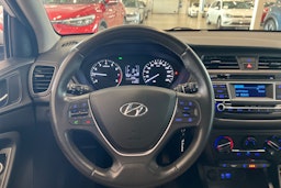 hopea Hyundai i20 5d 2017 kuva 16.