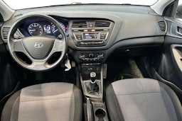 harmaa Hyundai i20 2017 kuva 9.