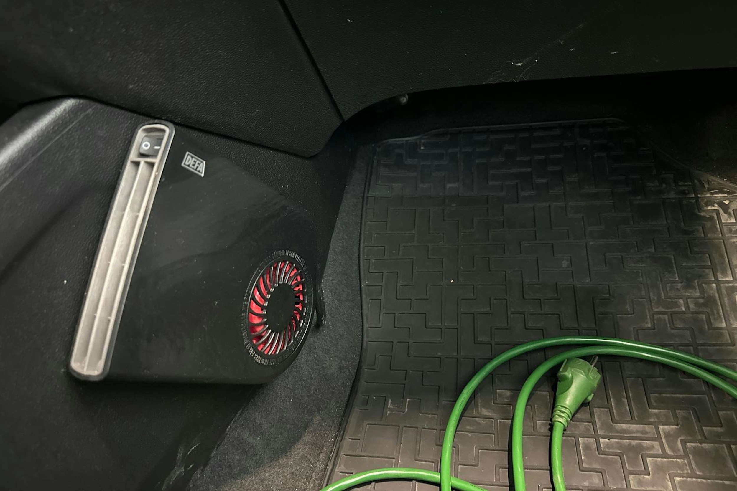 harmaa Hyundai i20 2017 kuva 18.