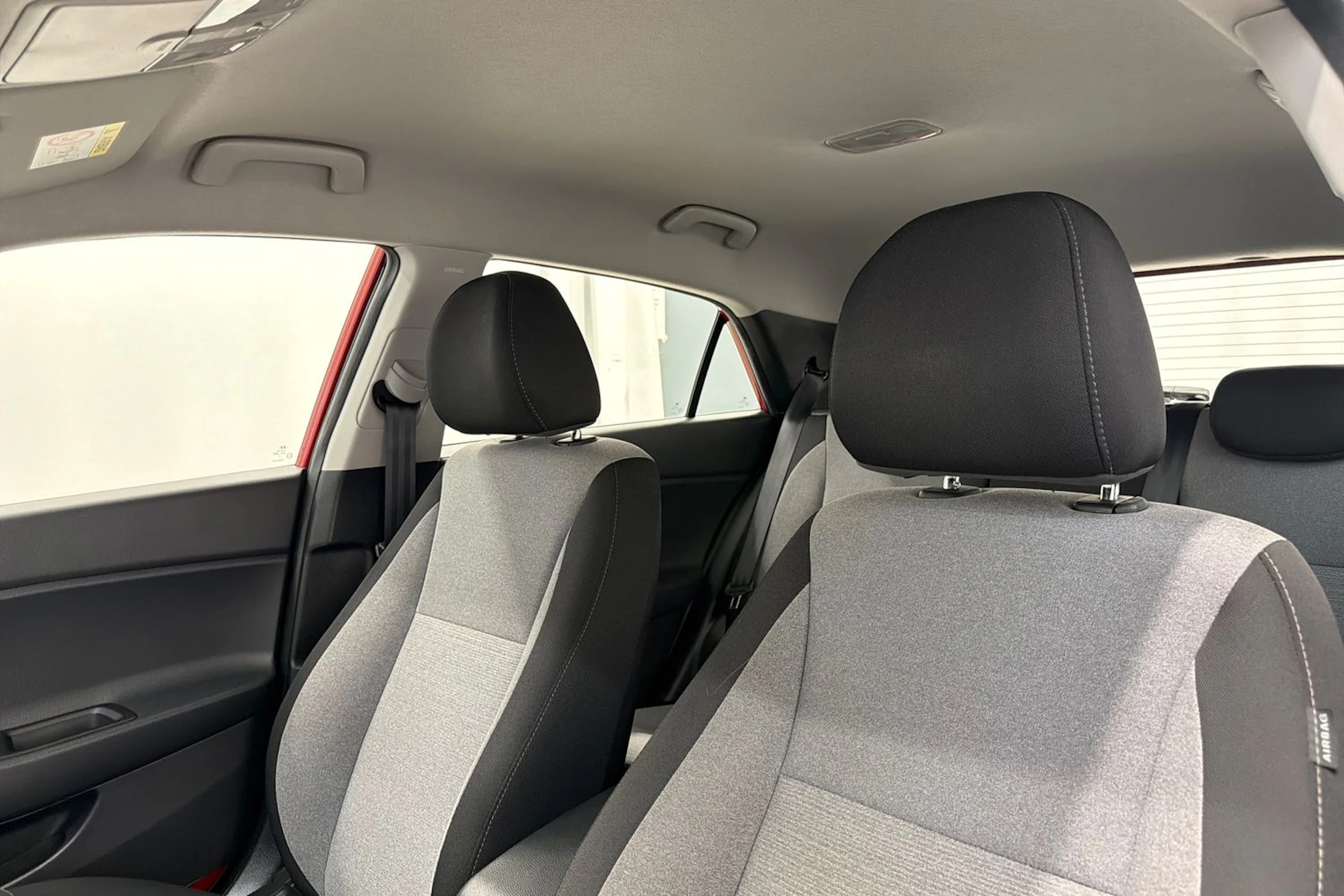 Punainen Hyundai i20 5d 2017 kuva 21.