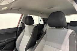Punainen Hyundai i20 5d 2017 kuva 21.