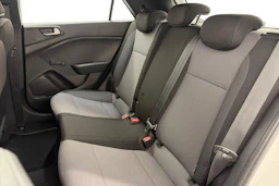 valkoinen Hyundai i20 5d 2018 kuva 11.
