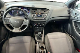hopea Hyundai i20 5d 2018 kuva 7.