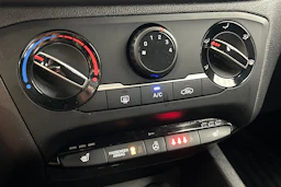 hopea Hyundai i20 5d 2018 kuva 14.