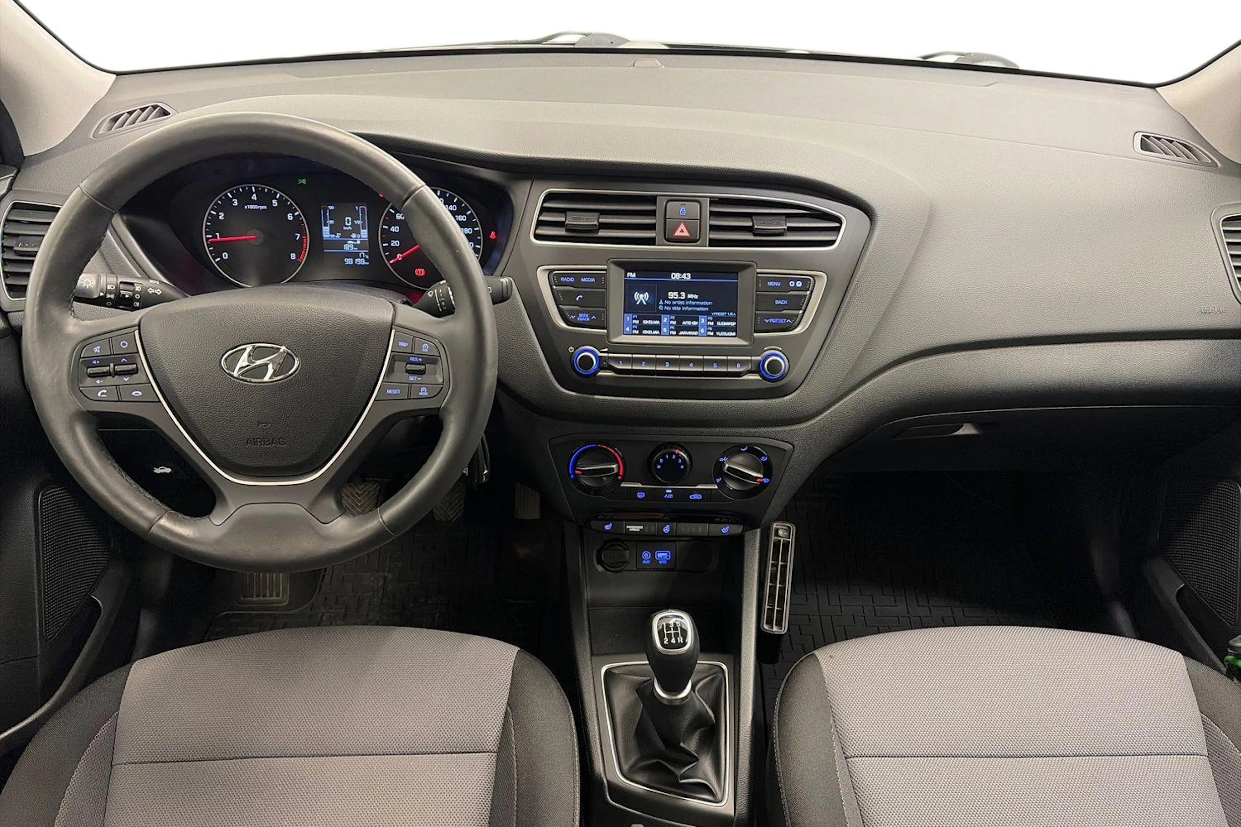 musta Hyundai i20 Hatchback 2018 kuva 7.