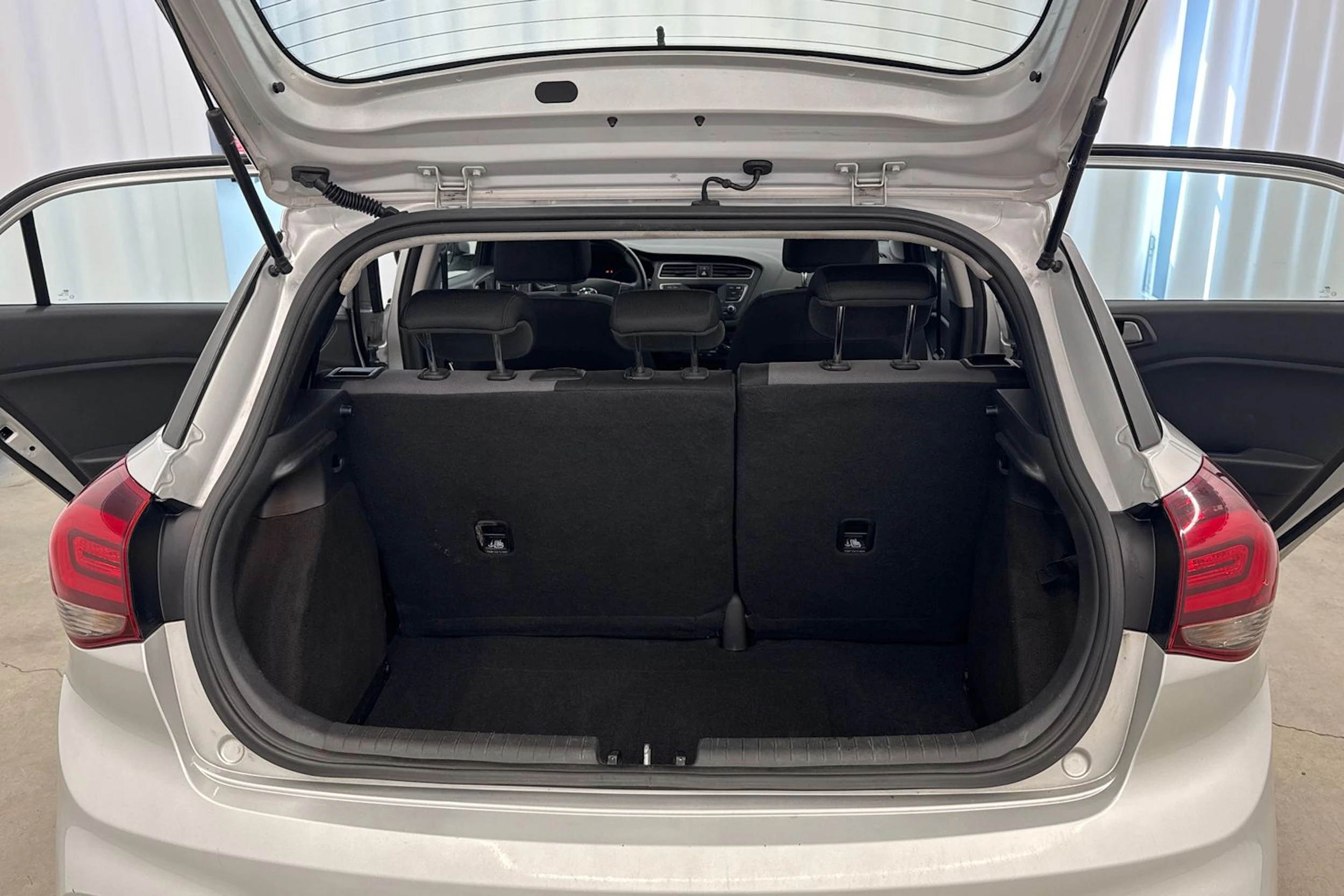 Hopea Hyundai i20 Hatchback 2019 kuva 11.