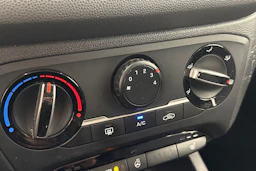 Hopea Hyundai i20 Hatchback 2019 kuva 20.