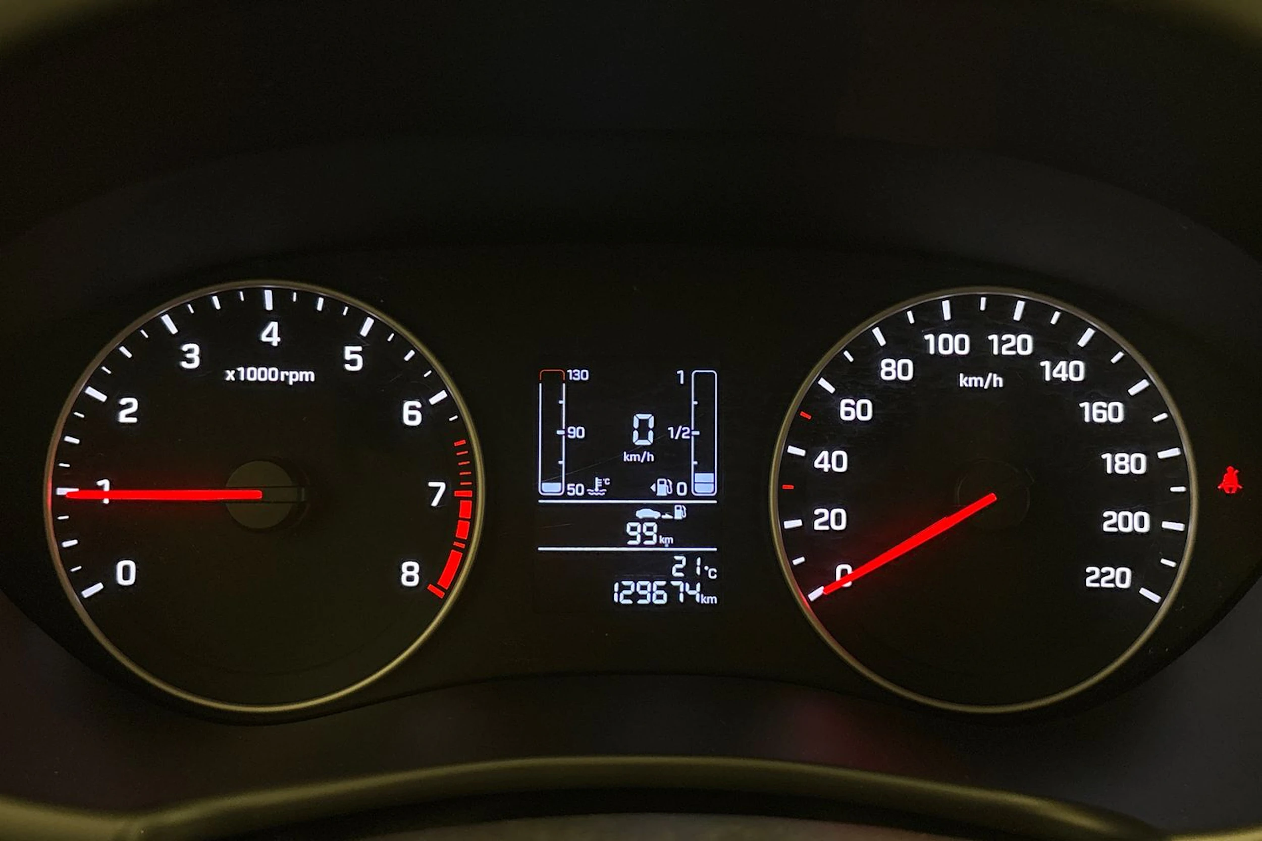 punainen Hyundai i20 Hatchback 2020 kuva 19.