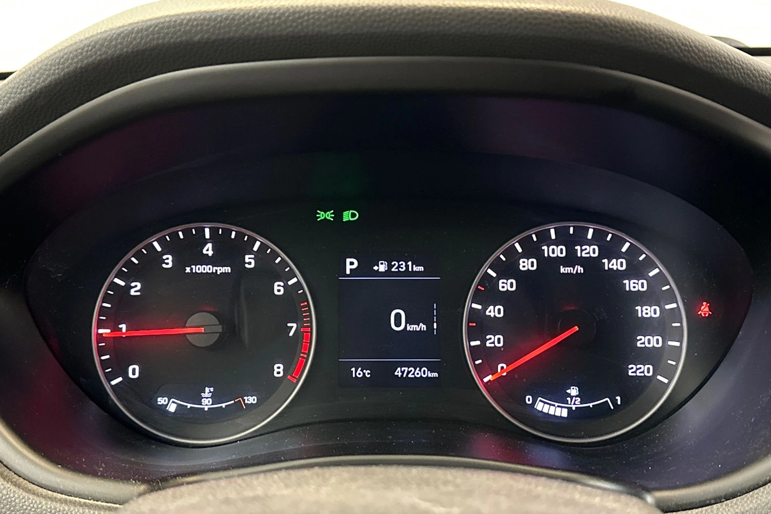 punainen Hyundai i20 Hatchback 2019 kuva 12.