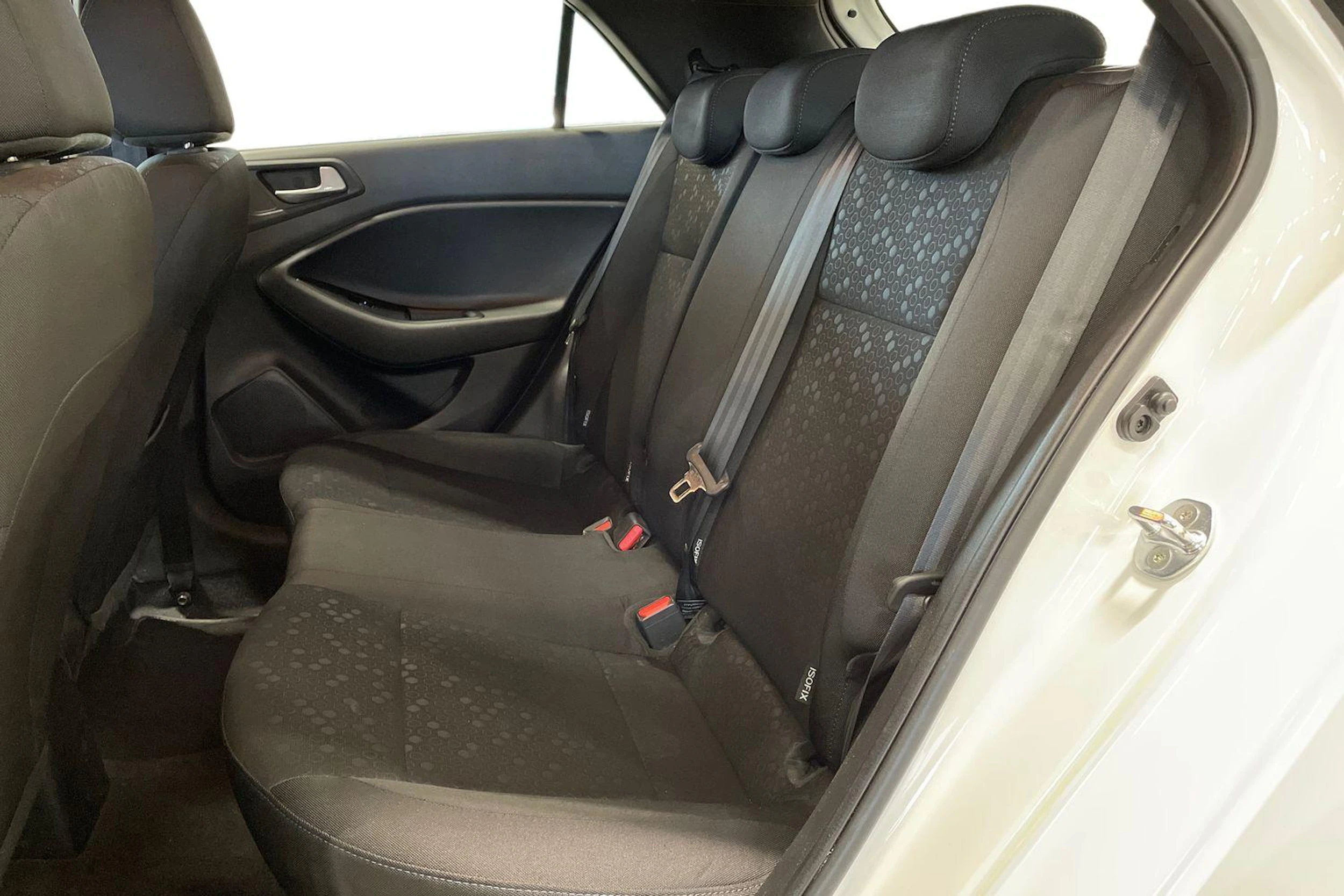 valkoinen Hyundai i20 Hatchback 2019 kuva 8.