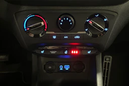 valkoinen Hyundai i20 Hatchback 2019 kuva 20.