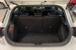 valkoinen Hyundai i20 Hatchback 2019 kuva 24.