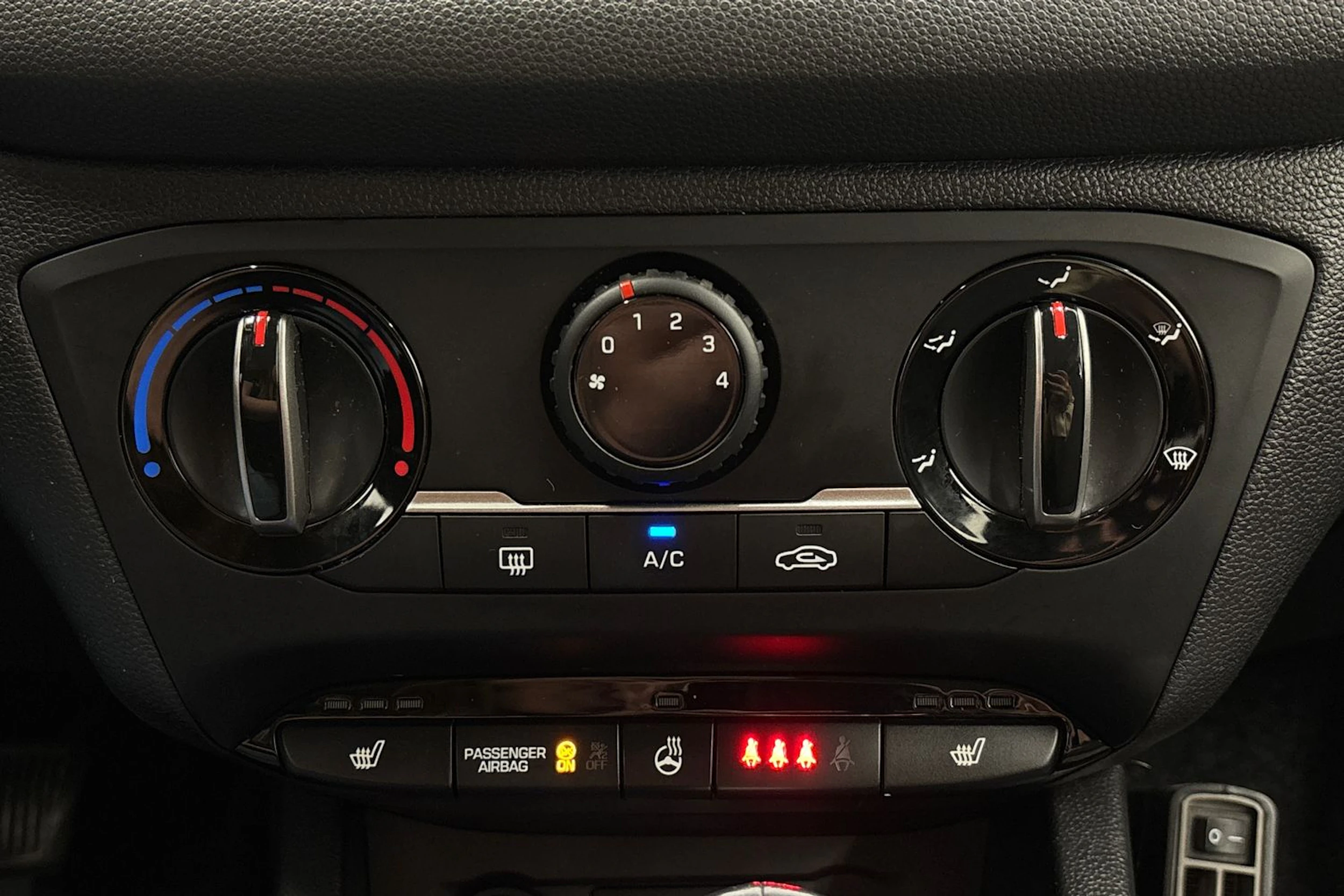 sininen Hyundai i20 Hatchback 2019 kuva 18.